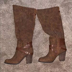 RARELY WORN Madden girl tan knee high boots